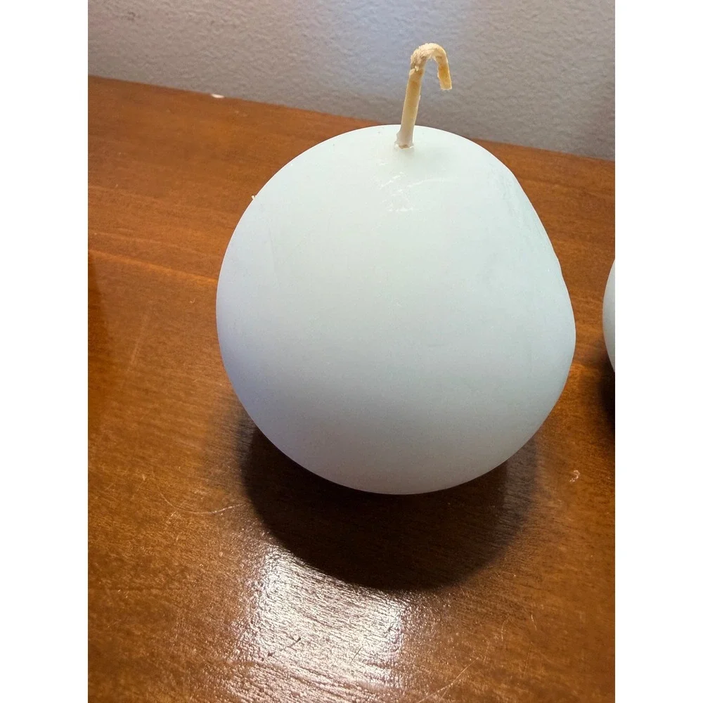 PartyLite Spring Water 3 Inch Ball‎ Candles Set of 2 Light Blue Q36611 NEW